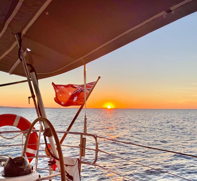 Sunset on Sailing Yacht Curlew Escape, available for private yacht charters on Moreton Bay, Brisbane.